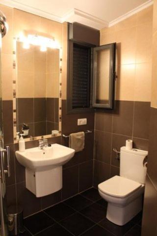 Hostal Valle Del Iregua Albelda De Iregua Phòng bức ảnh