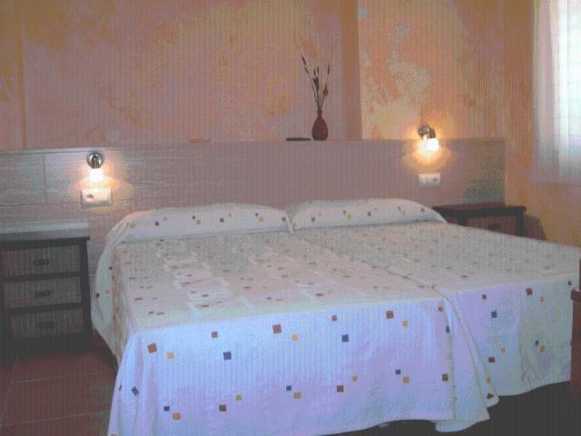 Hostal Valle Del Iregua Albelda De Iregua Phòng bức ảnh